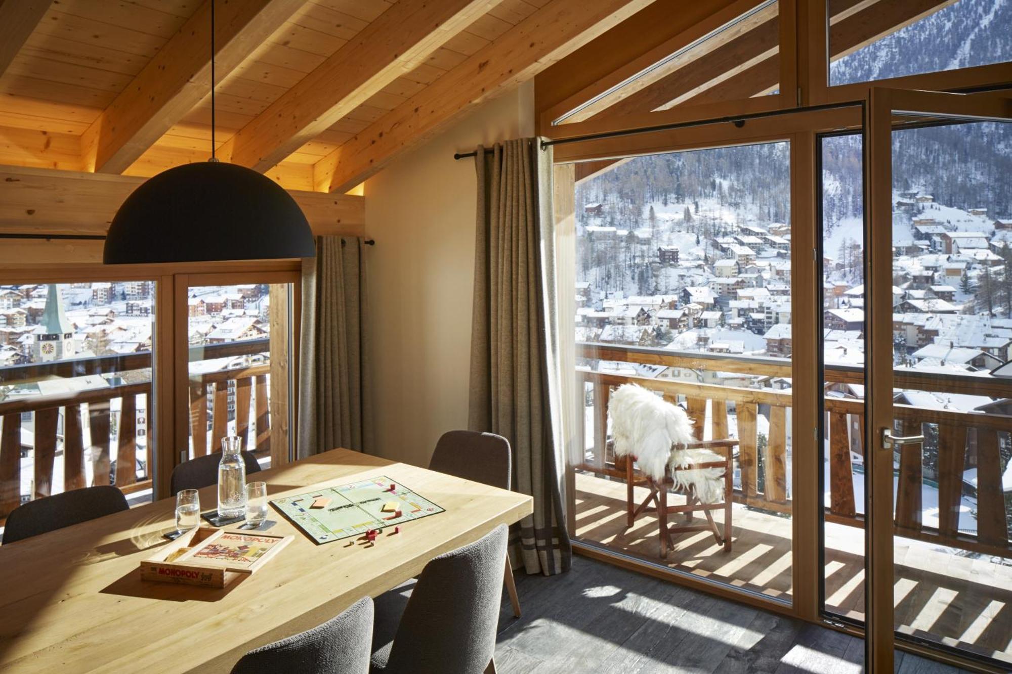 La Vue Luxury Living Apartments Zermatt Room photo