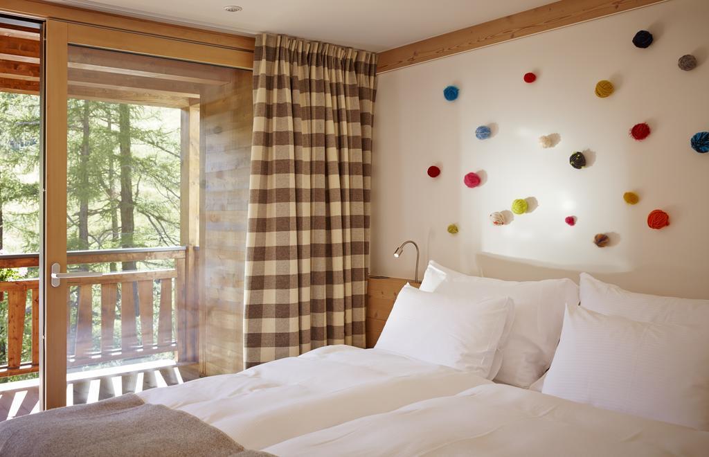 La Vue Luxury Living Apartments Zermatt Room photo